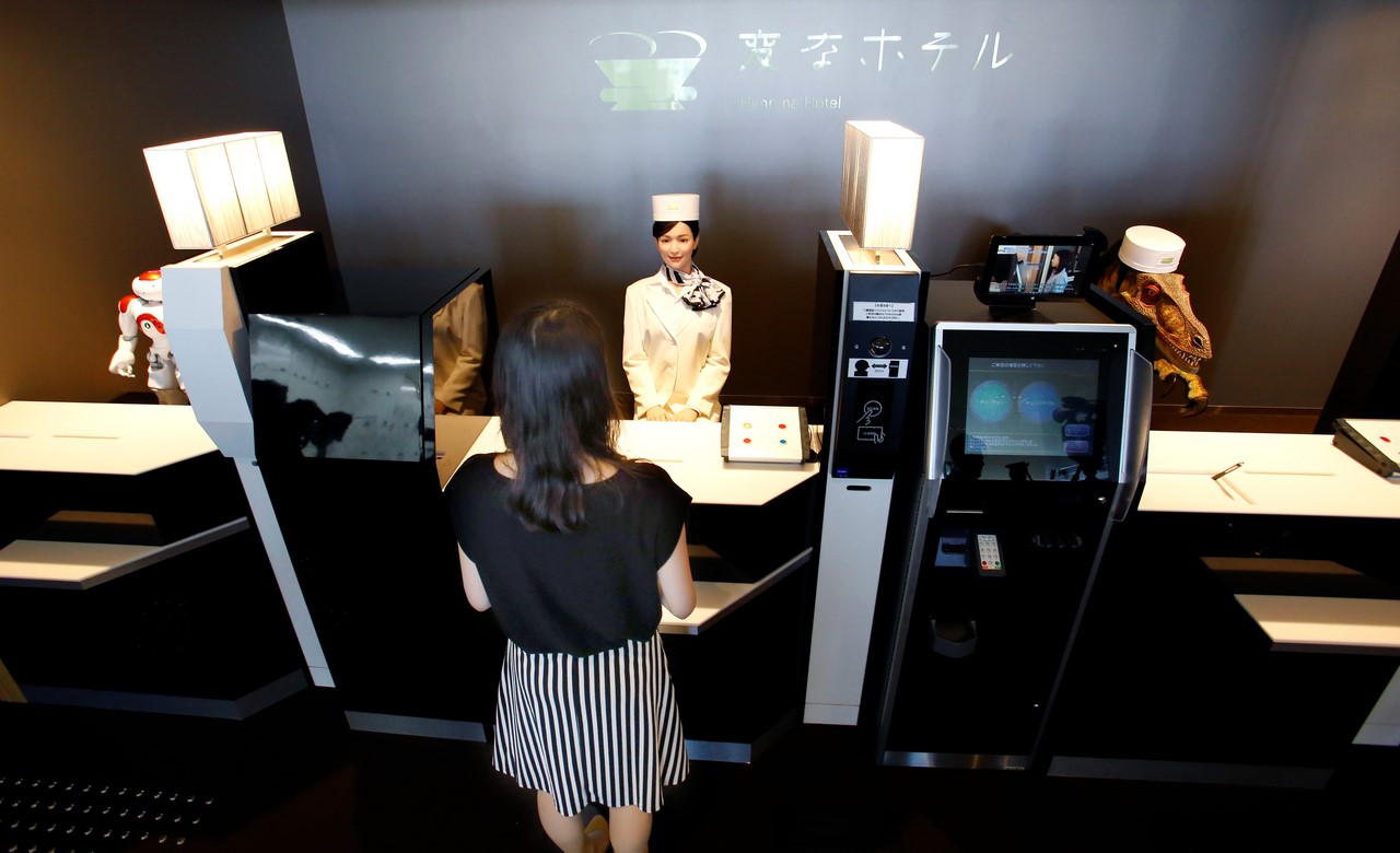 Японский отель с роботами