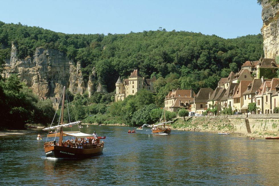 Топ-5 самых красивых деревень Франции (рейтинг)