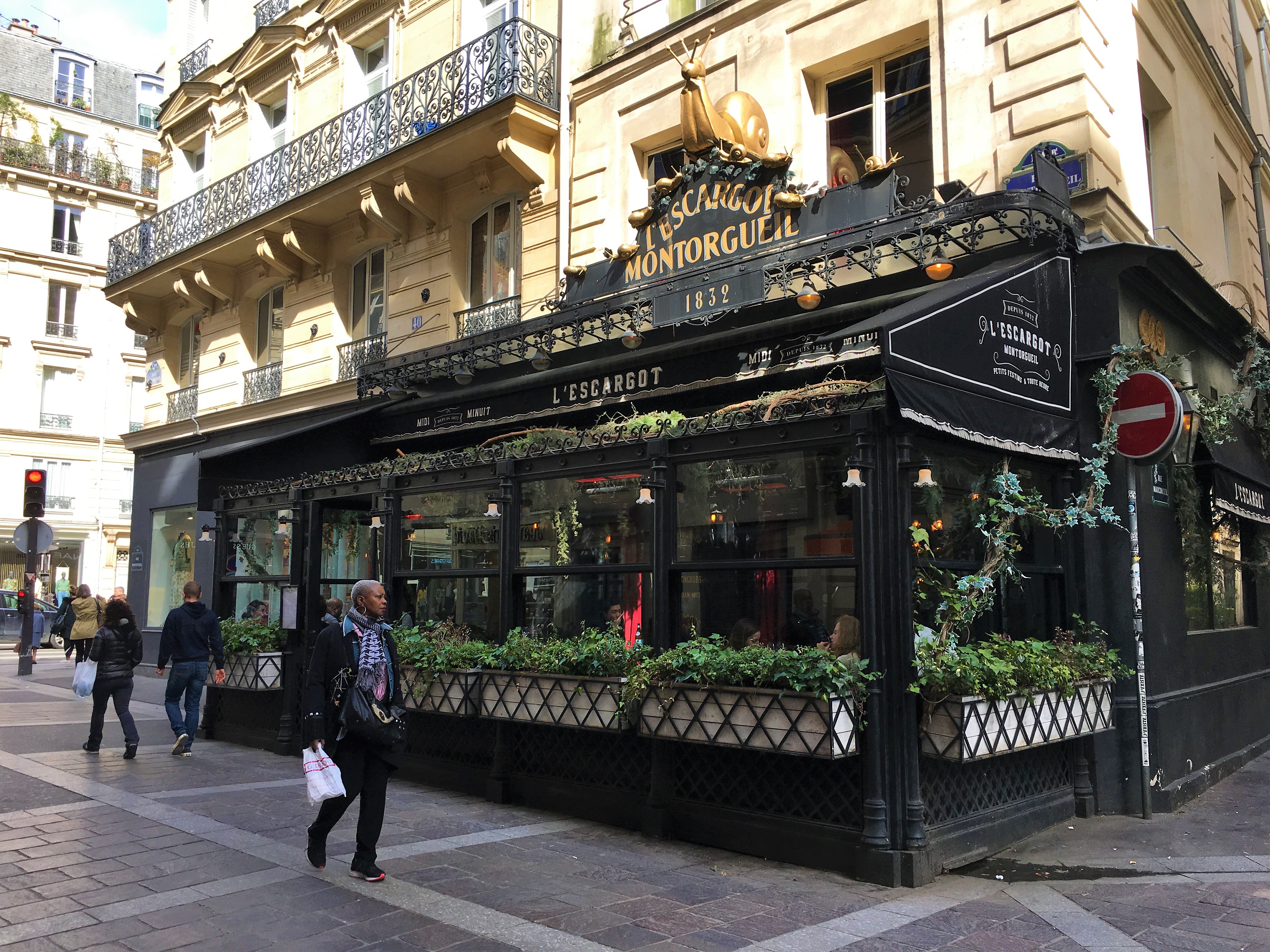 3 места в Париже, где можно поесть улиток (адреса)