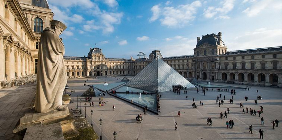 Как бесплатно попасть в Лувр (без очереди)