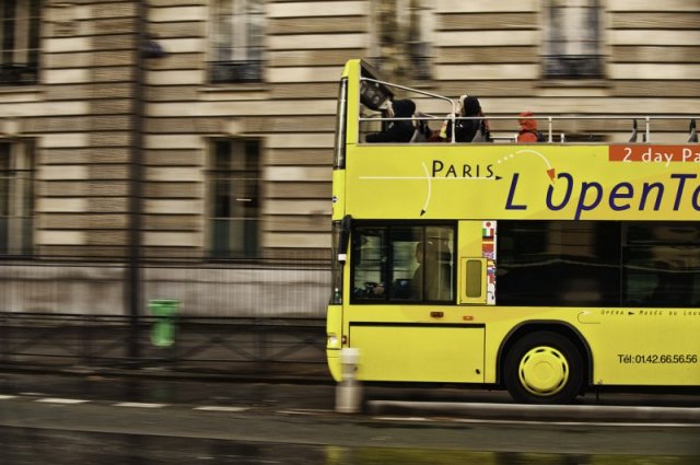 Где можно сесть на туристические автобусы Парижа