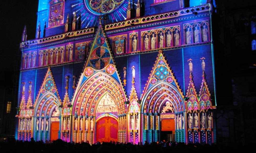 Праздник света в Лионе (la fte des Lumires, когда проходит, история)