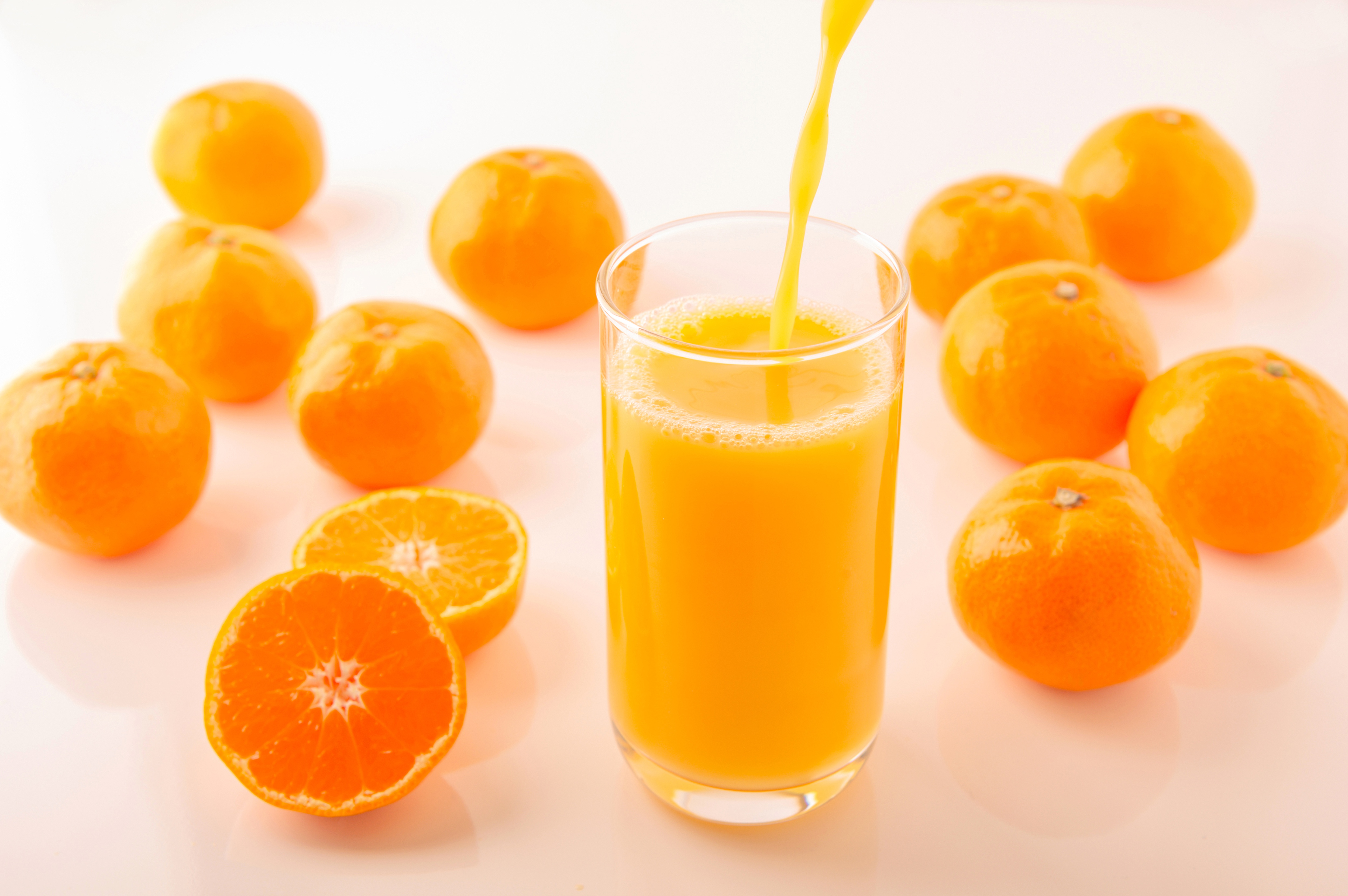 9 литров сока из 4 апельсинов!