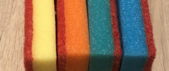 Вот что означают разные цвета губок для мытья посуды